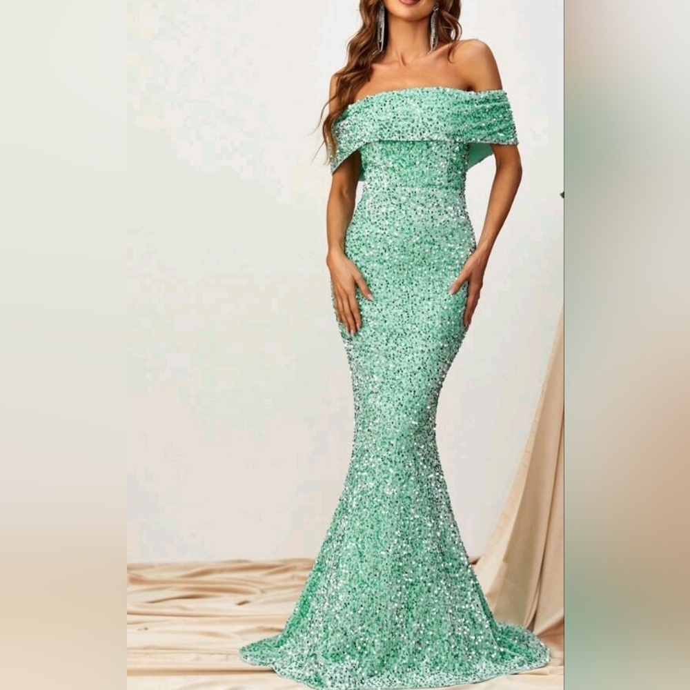 Luxe Sequin Velvet Off Shoulder Dress Mermaid Maxi Light Green - Picture 3 of 9